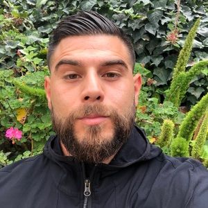 Meet your Posher, Diego